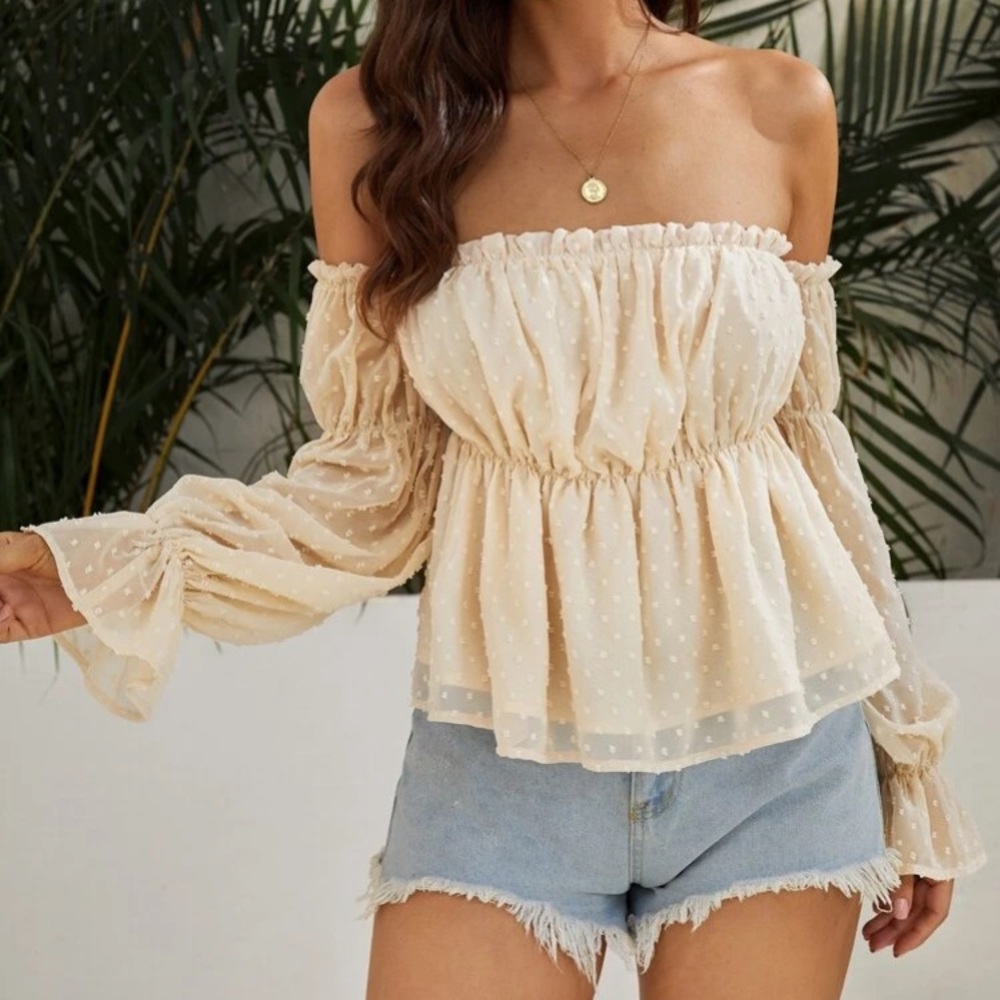 Boho ivory swiss dot off the shoulder flounce long sleeve ruffle peplum top Sz M